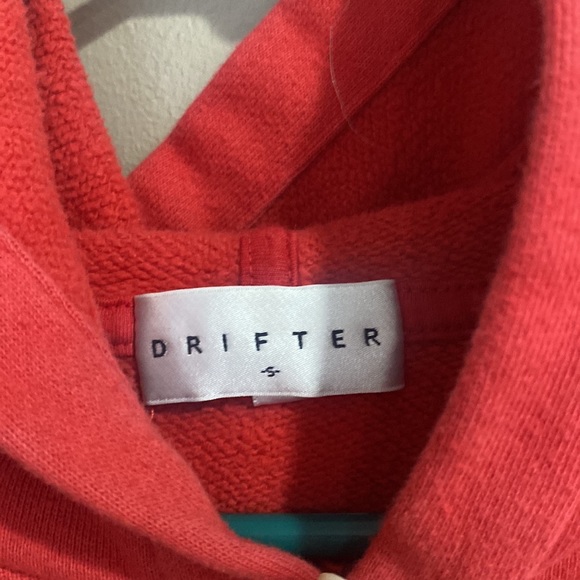 DRIFTER “Never In The Shadows” Cropped Hoodie - Picture 3 of 4